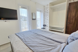 nr-125-villa-nightfall_018