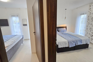 nr-125-villa-nightfall_019