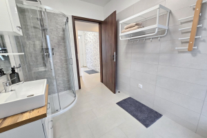 nr-125-villa-nightfall_028