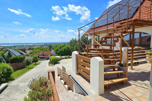 csalogany_apartment_pool_obest_view_09