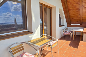 csalogany_apartment_pool_obest_view_20