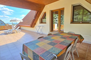 csalogany_apartment_pool_own_garden_28_0