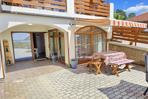 csalogany_apartment_pool_downstairs_1bedroom_10