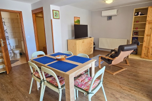 csalogany_apartment_pool_downstairs_1bedroom_12