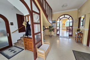 nr-200-villa-matis_13