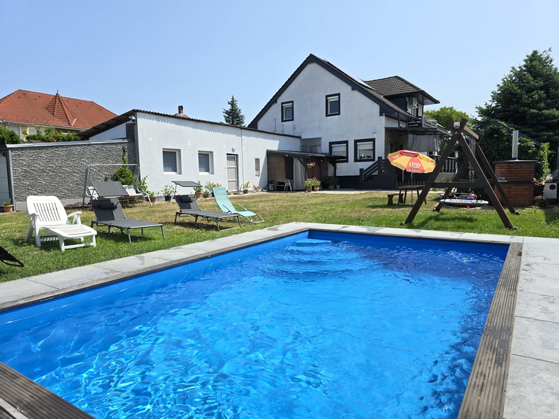 nr43-a-gyorgyi-ferienhaus-mieten-privat-pool-kinderfreundlich-balaton-ungarn_001