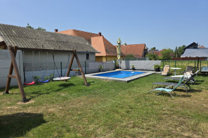 nr43-a-gyorgyi-ferienhaus-mieten-privat-pool-kinderfreundlich-balaton-ungarn_005